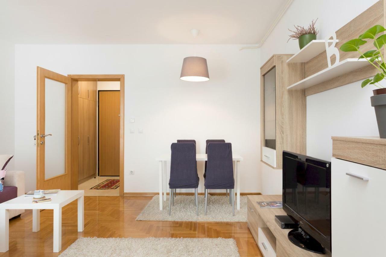 Cute And Sunny Studio In Zagreb With Balcony & Free Parking Bagian luar foto