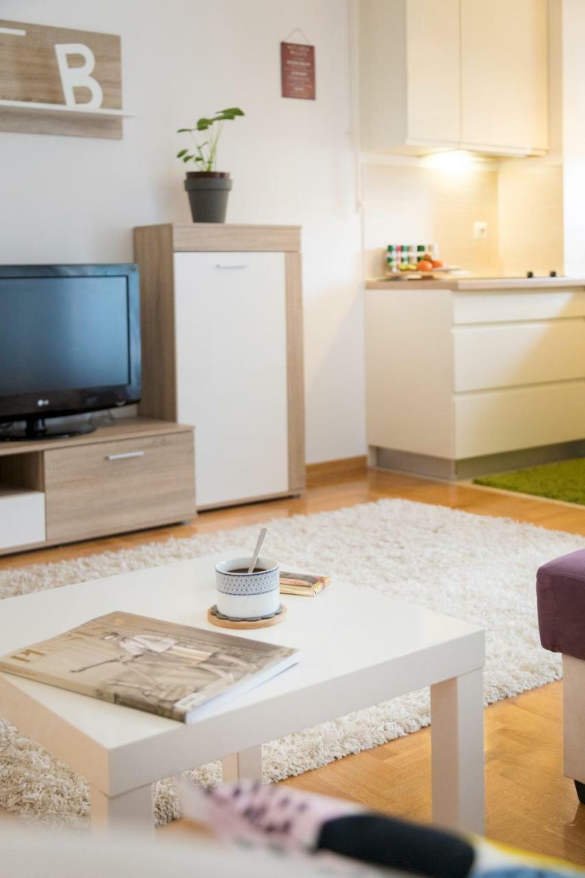 Cute And Sunny Studio In Zagreb With Balcony & Free Parking Bagian luar foto