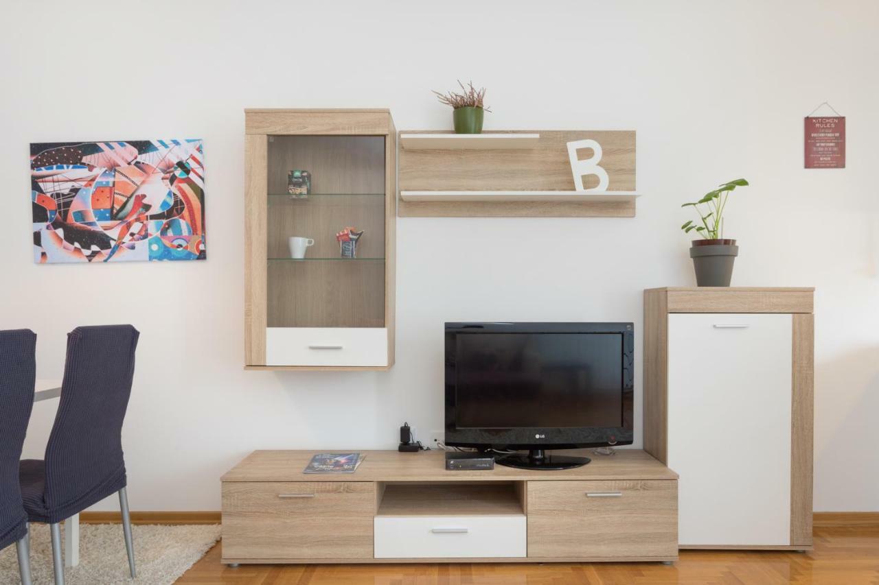 Cute And Sunny Studio In Zagreb With Balcony & Free Parking Bagian luar foto